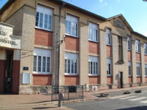 École Louis ROUSSEL, facade